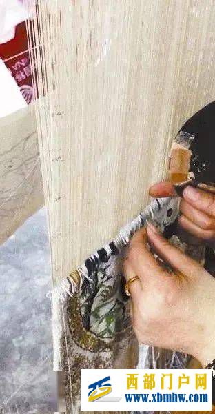 彰显非遗魅力静享养心遂宁丨编织品中的“软黄金”——遂宁福锦(图2) 彰显非遗魅力静享养心遂宁丨编织品中的“软黄金”——遂宁福锦(图2)