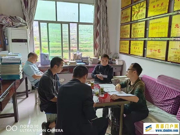 教学视导促提高 研讨交流启新知(图2) Cache_-3e97fd16a71722a5.jpg