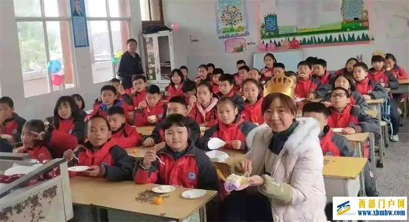 周娅琴:教育的坚守者与点灯人(图7) 周娅琴:教育的坚守者与点灯人(图7)