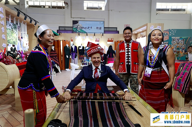 风从“南博”来(图5) 风从“南博”来(图5)