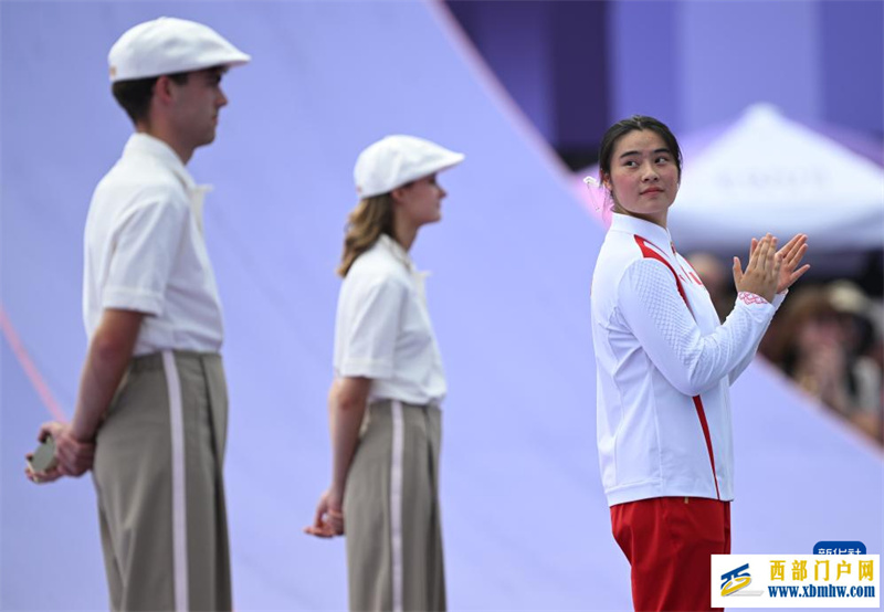 自由式小轮车——邓雅文获得女子公园赛冠军(图4) 自由式小轮车——邓雅文获得女子公园赛冠军(图4)