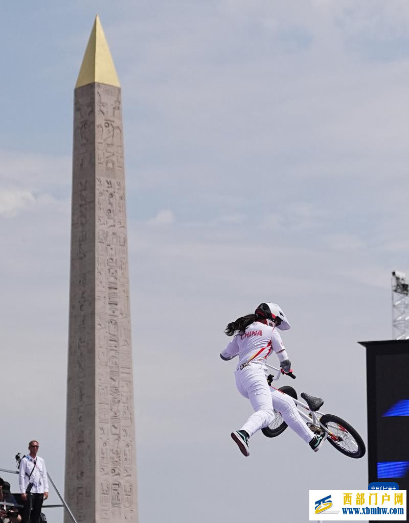 自由式小轮车——邓雅文获得女子公园赛冠军(图15) 自由式小轮车——邓雅文获得女子公园赛冠军(图15)