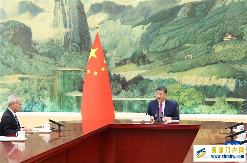 习近平会见澳门特别行政区候任行政长官岑浩辉(图4) 习近平会见澳门特别行政区候任行政长官岑浩辉(图4)