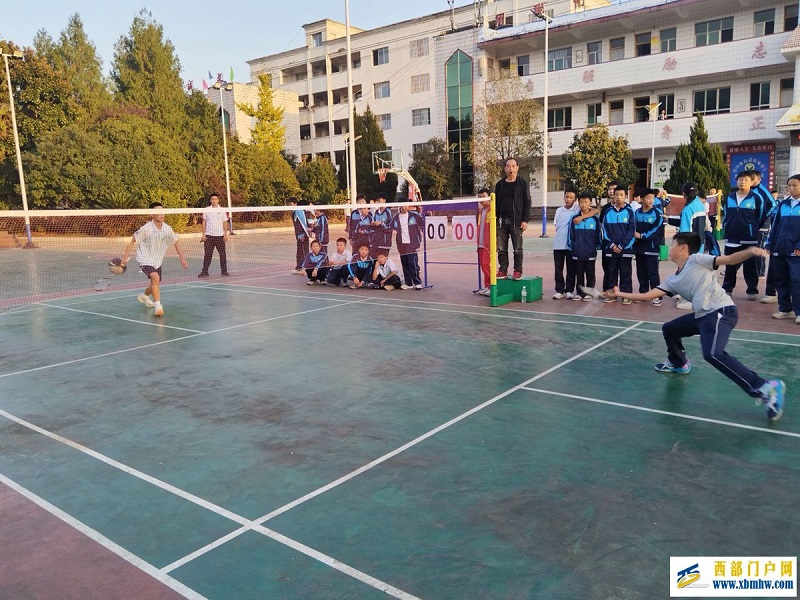 运动场上展风采 青春无悔铸辉煌(图4) QQ图片20241113201058.jpg