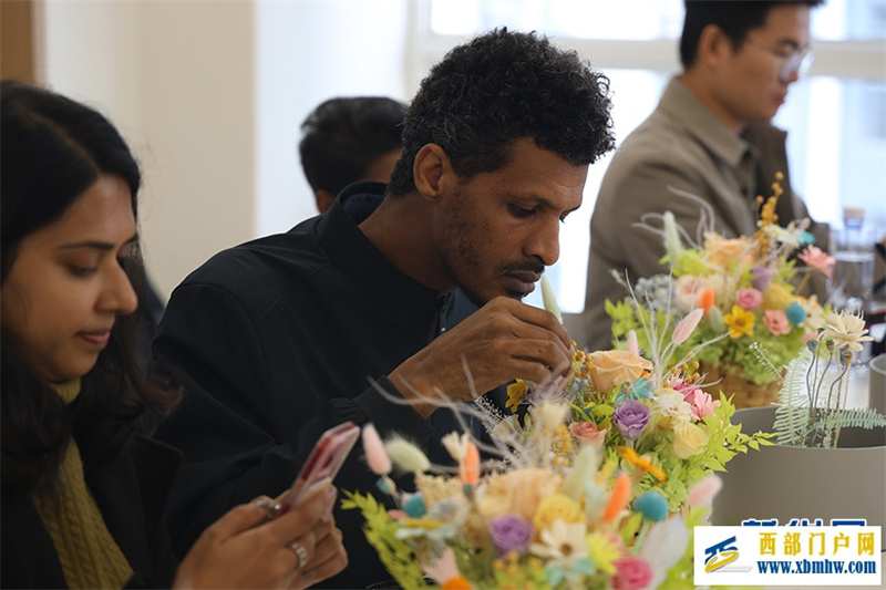 第三届大象国际传播论坛·行摄云南(图4) 第三届大象国际传播论坛·行摄云南(图4)