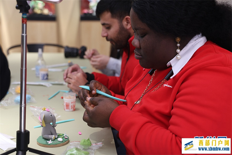 第三届大象国际传播论坛·行摄云南(图5) 第三届大象国际传播论坛·行摄云南(图5)